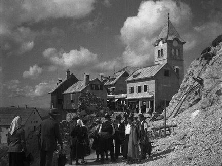 Veliko slovensko romanje na sv. Višarje v organizaciji Katoliške akcije leta 1933 - F 1933 1 8A 010