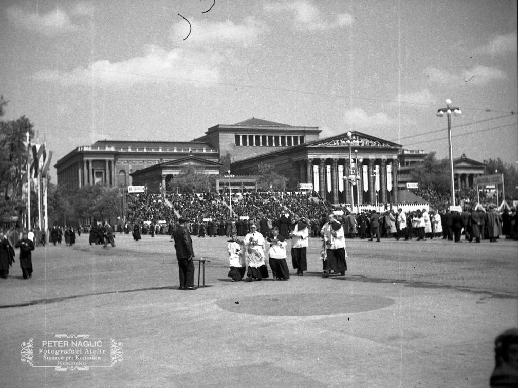 Romanje v Budimpešto na 34. mednarodni Evharistični kongres leta 1938 - F 1938 1 10 009