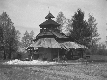 Izdelovanje apna, apnenica v Domžalah leta 1932 - F_1932_3_14_003