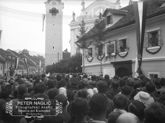 Odkritje spominske plošče generalu Maistru leta 1938 v Kamniku - F_1938_2_43_006