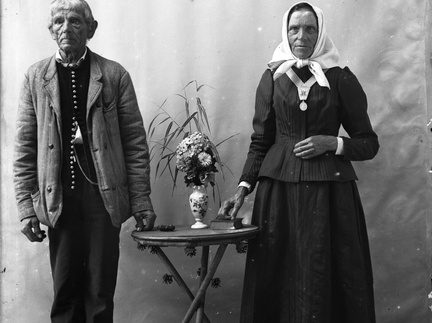 Portret Nagličevega tasta in tašče okoli leta 1910 - Naglic_RA__195
