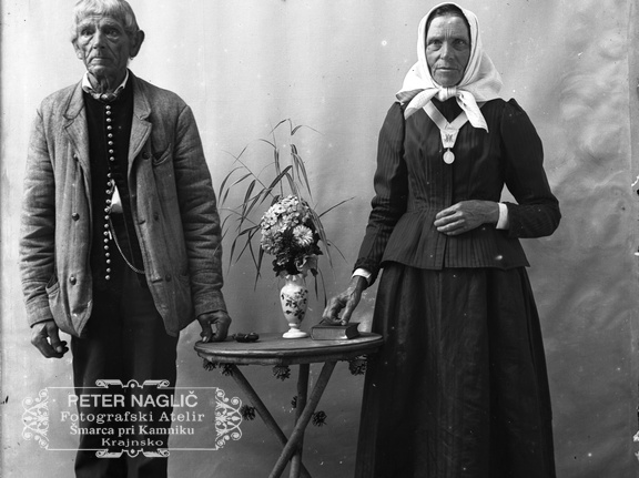 Portret Nagličevega tasta in tašče okoli leta 1910 - Naglic_RA__195