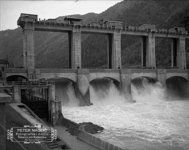 F_1936_7_6_009 - Vodne naprave - hidroelektrarna na Fali leta 1936.jpg