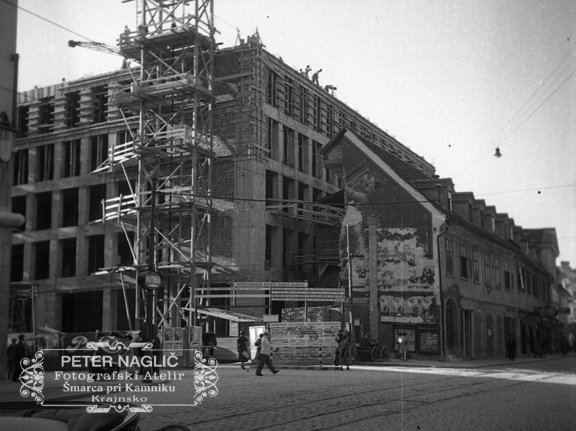 Gradnja palače Banka Slavija leta 1938 - F 1938 1 27 007