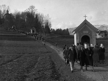 Obisk Kalvarije v Kamniku v postnem času 19.3. 1933 - F 1933 1 4 010 
