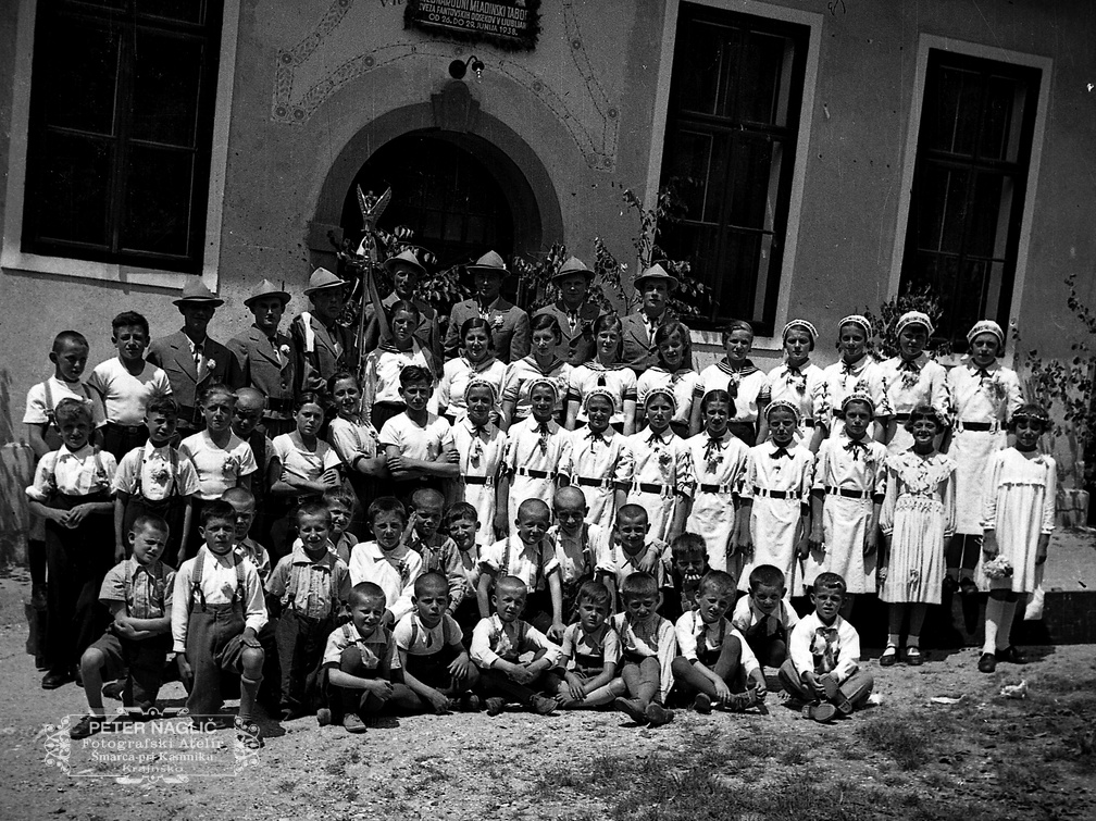 Fantovski in  Dekliški krožek na Homcu leta 1938 - Naglic RA 2754