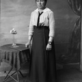 Marija Bonač okoli leta 1915 - Naglic RA 527