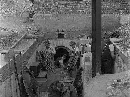 Vgradnja turbine v Nagličevi tovarni leta 1927 - Naglic049