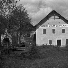 Kramarjev mlin v letu 1932, ko je bil že predelan v elektrarno  - F 1932 3 12 009