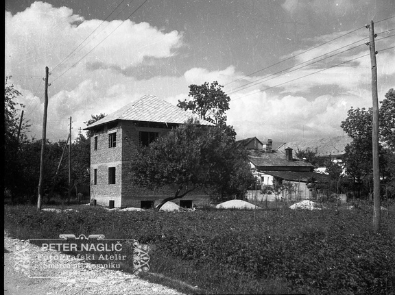 Mavsarjeva hiša med gradnjo - Naglic RA 55 26 3776