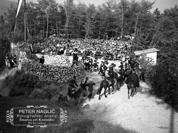 Miklova Zala v Tunjicah, igra na prostem leta 1937 - F 1937 2 33 011