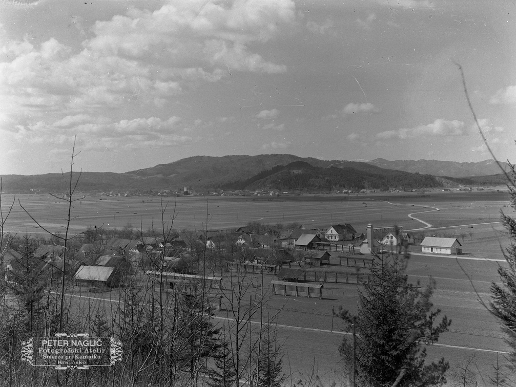 Pogled s Homškega hriba na Homec in Mengeš leta 1930 - Naglic RA 657