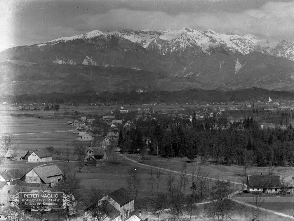 Pogled s Homškega hriba proti Nožicam, leta 1930 - Naglic RA 663