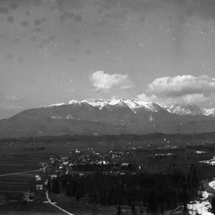 Pogled s Homškega hriba proti Nožicam, leta 1930 - Naglic RA 665
