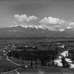 Pogled s Homškega hriba proti Nožicam, leta 1930 - Naglic RA 666