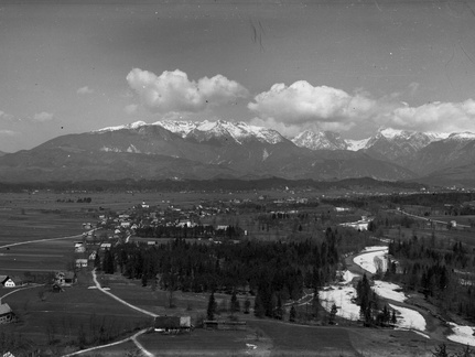 Pogled s Homškega hriba proti Nožicam, leta 1930 - Naglic RA 666