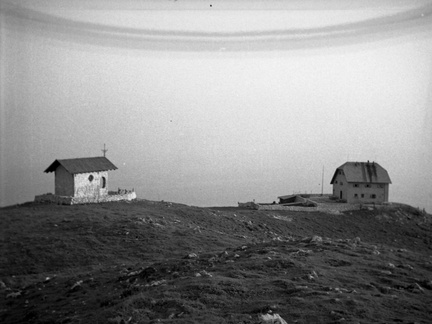 Kapela Device Marije Snežne na Krvavcu leta 1937 - F 1937 2 34 011