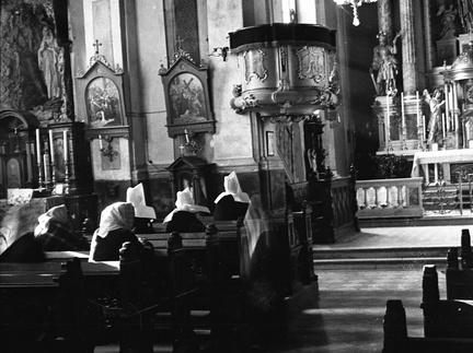 Notranjost cerkve sv. Jakoba v Kamniku leta 1936 - F 1936 3 1 002