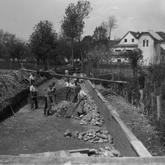 Betoniranje kanala nad mostom v času postavljanja turbine - Naglic002