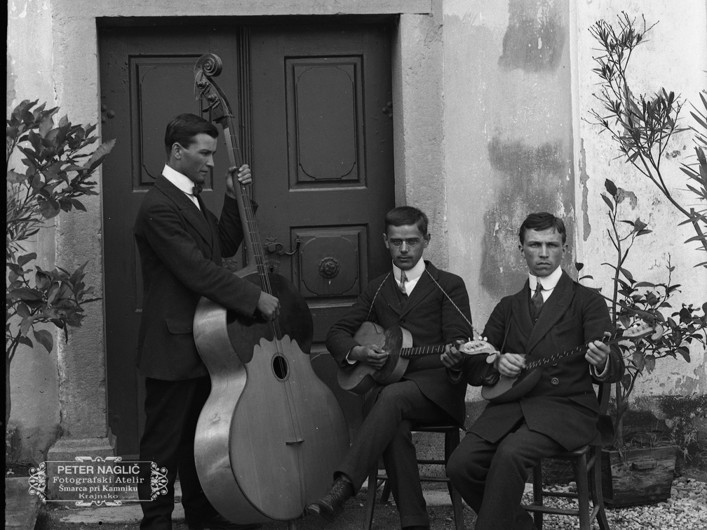 Trije muzikanti na lok - Naglic 1446