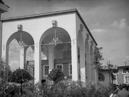 Plečnikove Žale na dan odprtja in blagoslova 1. julija 1940 - F 1940 1 11 006