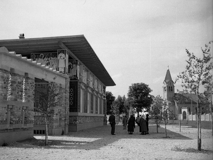 Plečnikove Žale na dan odprtja in blagoslova 1. julija 1940 - F 1940 1 11 015
