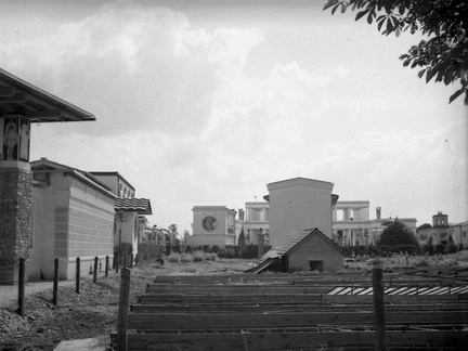 Plečnikove Žale na dan odprtja in blagoslova 1. julija 1940 - F 1940 1 11 017