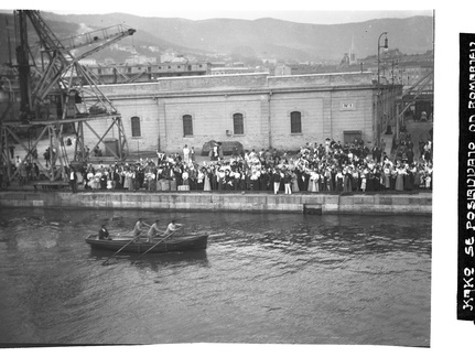 Slovo od romarjev v tržaškem pristanišču leta 1910 - Jeruzalem004