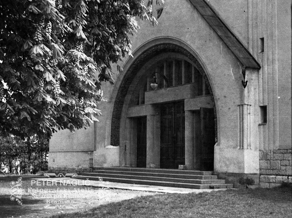 Murska Sobota, katoliška cerkev sv. Nikolaja leta 1933 - F 1933 1 1 012