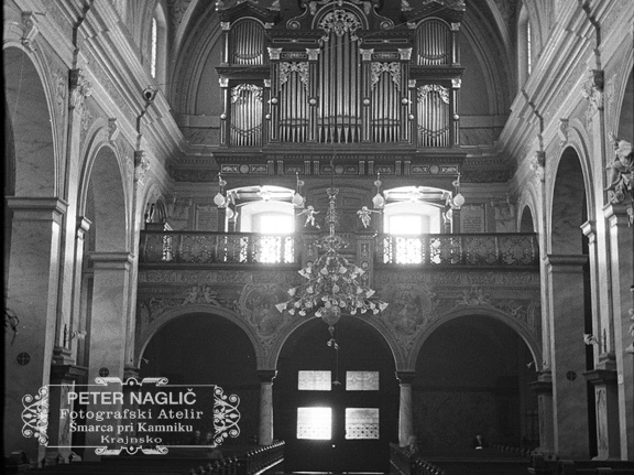 Notranjost frančiškanske cerkve v Ljubljani leta 1937 - F 1937 1 6 004