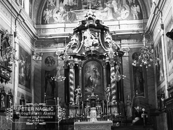 Notranjost frančiškanske cerkve v Ljubljani leta 1937 - F 1937 1 6 006