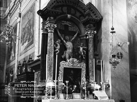 Notranjost frančiškanske cerkve v Ljubljani leta 1937 - F 1937 1 6 008