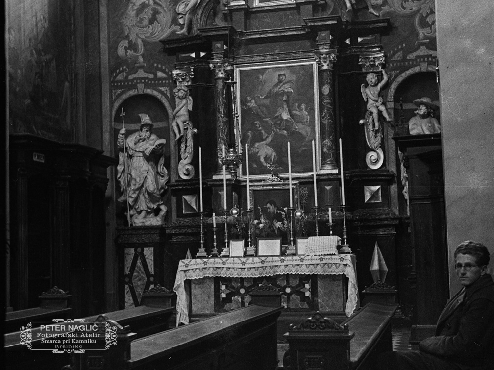 Notranjost frančiškanske cerkve v Ljubljani leta 1937 - F 1937 1 6 013