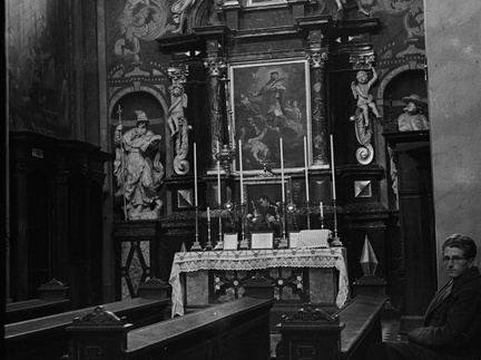 Notranjost frančiškanske cerkve v Ljubljani leta 1937 - F 1937 1 6 013