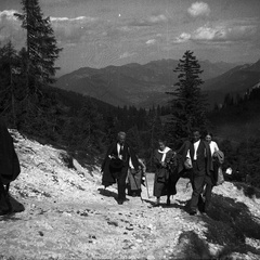 Veliko slovensko romanje na sv. Višarje v organizaciji Katoliške akcije leta 1933 - F 1933 1 8A 005