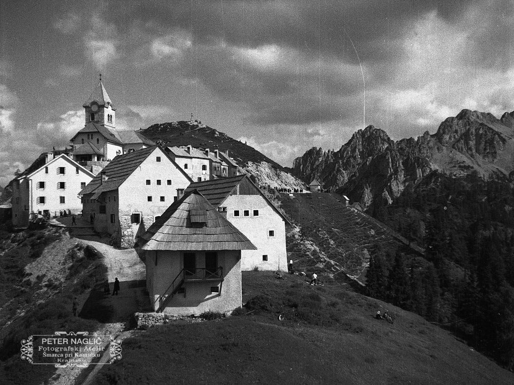 Veliko slovensko romanje na sv. Višarje v organizaciji Katoliške akcije leta 1933 - F 1933 1 8A 012