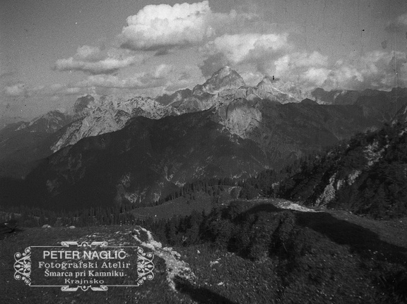 Veliko slovensko romanje na sv. Višarje v organizaciji Katoliške akcije leta 1933 - F 1933 1 8B 004