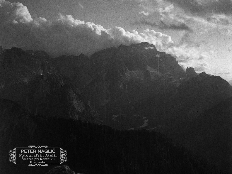 Veliko slovensko romanje na sv. Višarje v organizaciji Katoliške akcije leta 1933 - F 1933 1 8B 013