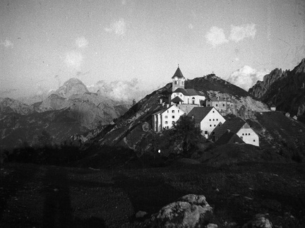 Veliko slovensko romanje na sv. Višarje v organizaciji Katoliške akcije leta 1933 - F 1933 1 8B 015