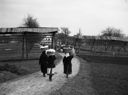 Od blagoslova jedi na Veliko soboto, Šmarca leta 1940 - F 1940 1 4 011