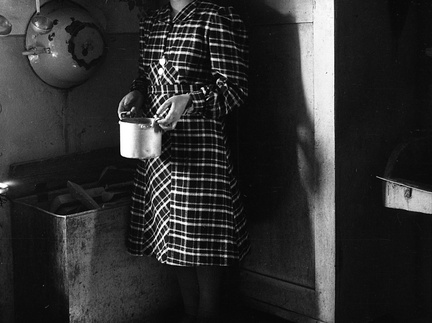 Terezija Naglič, leta 1940 - F 1940 1 5 006