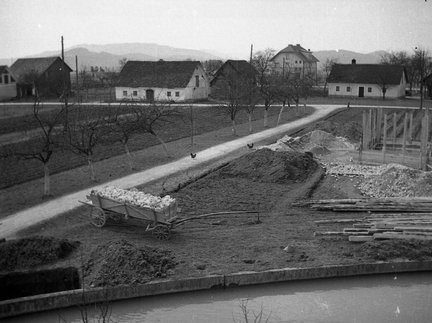 Gradnja hiše, Šmarca leta 1940 - F 1940 1 5 011