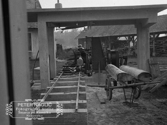 Bočni jarmenik za razrez hlodovine v Nagličevi tovarni leta 1940 - F 1940 1 8 004