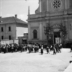 Nagličeva družina na Brezjah ob 20 letnici poroke, 26. maja 1940 - F 1940 1 8 014