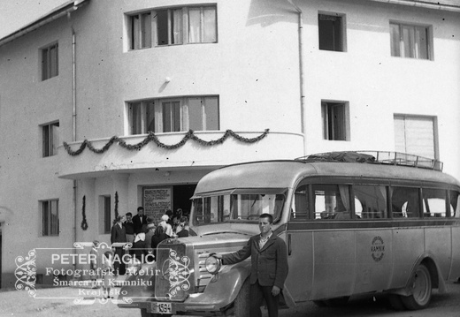 Obisk Homških romarjev pri župniku Antonu Mrkunu v Videm - Dobro polje - F 1940 1 10 010