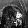 Notranjost cerkve Marije Kraljice Miru na Kureščku leta 1940 - F 1940 1 13 001
