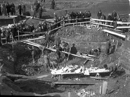 Mesto odkopa okostja mamuta v Nevljah - F 1938 1 1 004