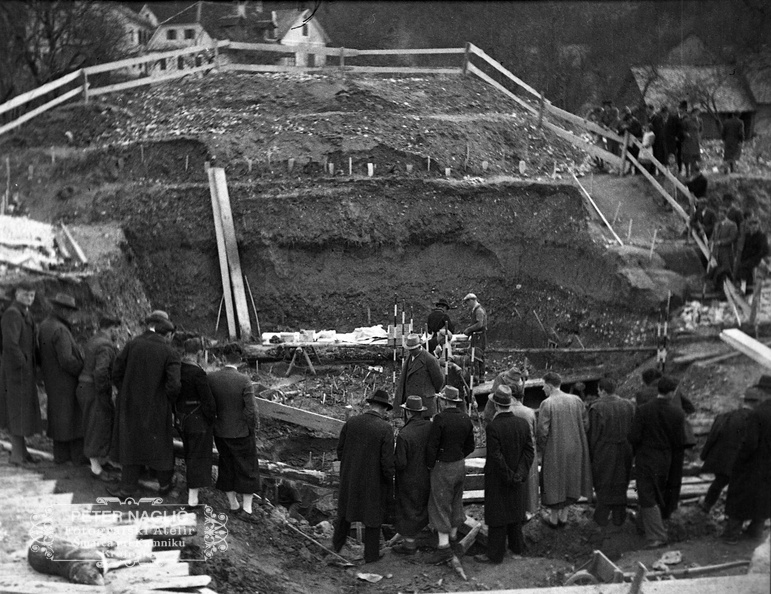 F_1938_1_1_013-Teren, kjer se je nahajalo okostje mamuta 2.jpg