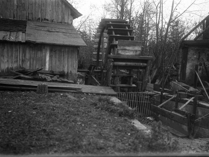 Vodno kolo, del šupe in podiranje Špurčove fužine septembra 1922 - Naglic050