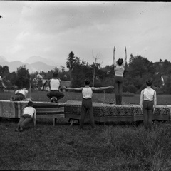 Skupina Orlov pri vajah v Komendi - Naglic 1262